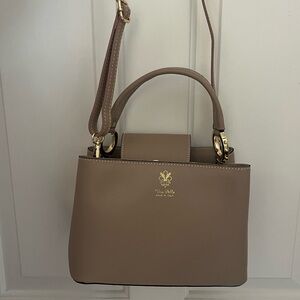 Beautiful Vera Pelle small hand bag